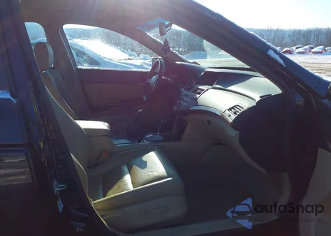 2011 Honda Accord 2.4 Ex-L z USA, uszkodzony, nr VIN 1HGCP2F88BA066439